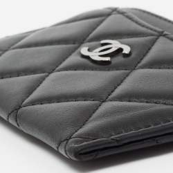 Pre Owned حامل بطاقات شانيل كلاسيك جلد مبطن أسود