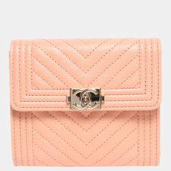 Pre Owned Chanel Pink Leather chevron Boy Wallet