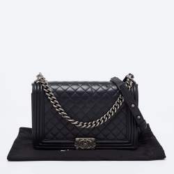 Pre Owned Chanel Black Quilted Leather New Medium Boy Flap Bag