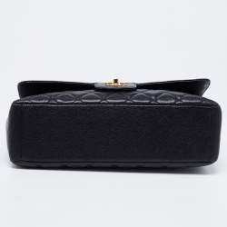 Pre Owned Chanel Black Quilted Caviar Leather Maxi Classic Single Flap Bag