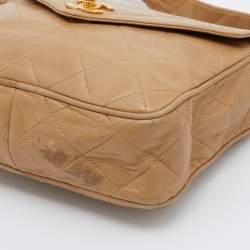 Pre Owned Chanel Beige Quilted Leather Vintage Camera Bag