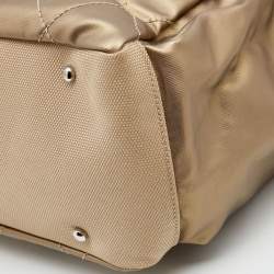 Pre Owned حقيبة يد توتس شانيل باريس بياريتز كانفاس مقوى مبطن ذهبي ميتالك كبيرة