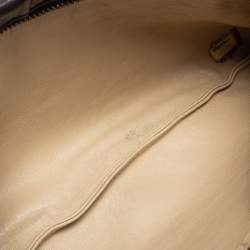 Pre Owned حقيبة كلتش شانيل جلد طيات بنية بسلسلة