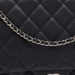 Pre Owned Chanel Black Quilted Caviar Leather Chain Flap Clutch Bag
