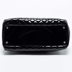 Pre Owned حقيبة شانيل بولر جست مادموزيل جلد مبطن أسود لامع كبيرة