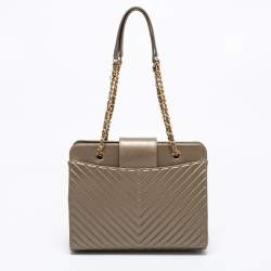 Pre Owned Chanel Metallic Olive Green Chevron Quilted Leather Collar And Tie Shoulder Bag