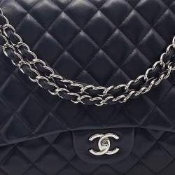Pre Owned Chanel Black Quilted Leather Maxi Classic Single Flap Bag