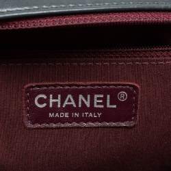 Pre Owned Chanel Dark Grey Chevron Leather Large Boy Shoulder Bag