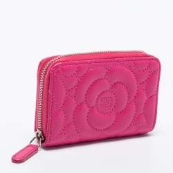 Pre Owned Chanel Fuchsia Quilted Leather Camellia Zip Coin Purse