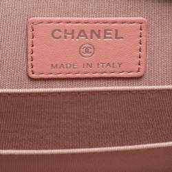 Pre Owned Chanel Fuchsia Quilted Leather Camellia Zip Coin Purse