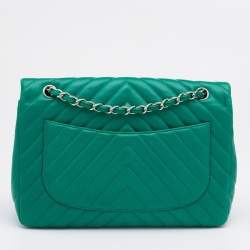 مملوكة مسبقًا Chanel Green Quilted Leather Jumbo Classic Flap Bag