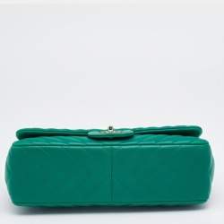 مملوكة مسبقًا Chanel Green Quilted Leather Jumbo Classic Flap Bag