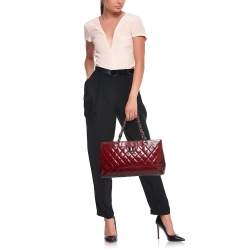 Pre Owned Chanel Burgundy Ombré Quilted Patent Leather 2.55 Reissue Bag