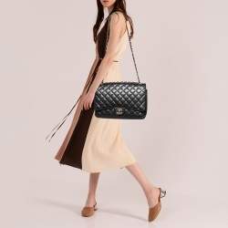 Pre Owned Chanel Black Quilted Caviar Leather Maxi Classic Double Flap Bag