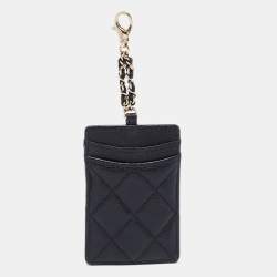 مملوكة مسبقًا Chanel Black Quilted Leather CC ID Card Holder