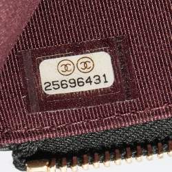 مملوكة مسبقًا Chanel Black Quilted Caviar Leather CC Zip Pouch