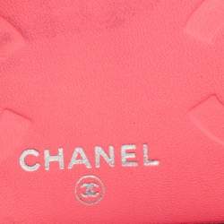 مملوكة مسبقًا Chanel Black Quilted Leather Cambon Ligne Compact Wallet