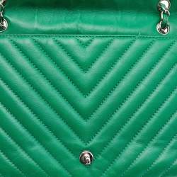 Pre Owned Chanel Green Chevron Leather Jumbo Classic Single Flap Bag