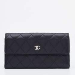 Pre Owned Chanel Black Quilted Leather CC Continental Wallet