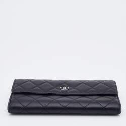 Pre Owned Chanel Black Quilted Leather CC Continental Wallet