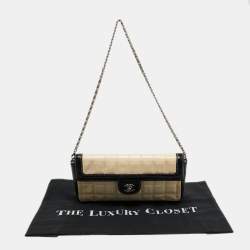 Pre Owned Chanel Black/ Off White Quilted Patent Leather CC East West Chocolate Bar Flap Bag 
