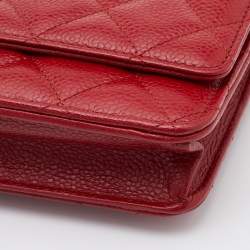 Pre Owned Chanel Red Quilted Caviar Leather Classic Wallet on Chain