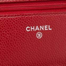 Pre Owned Chanel Red Quilted Caviar Leather Classic Wallet on Chain