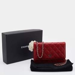 Pre Owned Chanel Red Quilted Caviar Leather Classic Wallet on Chain