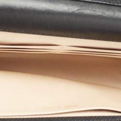 Pre Owned محفظة شانيل جلد كاميليا أسود بسلسلة