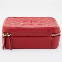Pre Owned Chanel Red Quilted Caviar Leather Medium CC Filigree Vanity Case Bag