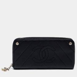 Chanel Zippy Chevron Lambskin Wallet (Authentic Pre-Owned) Leather