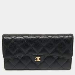 مملوكة مسبقًا Chanel Black Quilted Caviar Leather Gusset Flap Wallet
