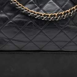 Pre Owned Chanel Black Quilted Leather Medium Gabrielle Hobo