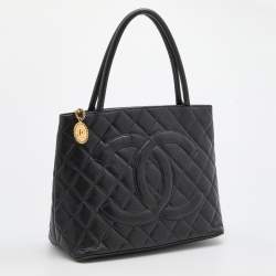 Pre Owned Chanel Black Quilted Caviar Leather Vintage Medallion Bag