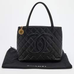 Pre Owned Chanel Black Quilted Caviar Leather Vintage Medallion Bag