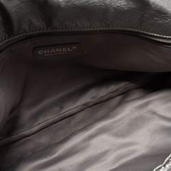 Pre Owned Chanel Grey Leather Camelia Chain Bag