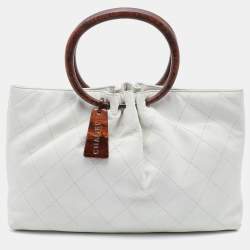 Pre Owned Chanel White Quilted Leather Wooden Handle Bag