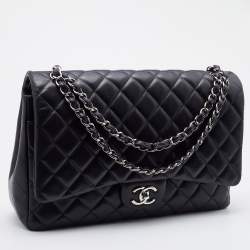 Pre Owned Chanel Black Quilted Leather Maxi Classic Double Flap Bag