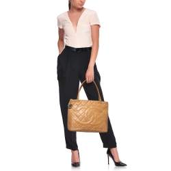 Pre Owned Chanel Beige Quilted Leather Vintage Medallion Tote