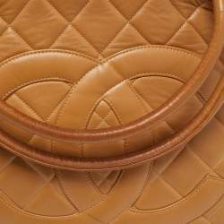 Pre Owned Chanel Beige Quilted Leather Vintage Medallion Tote