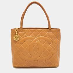Chanel Beige Quilted Leather Vintage Medallion Tote Chanel