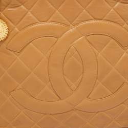 Pre Owned Chanel Beige Quilted Leather Vintage Medallion Tote