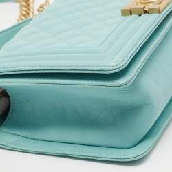Pre Owned Chanel Turquoise Quilted Caviar Leather Medium Boy Bag