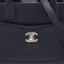Pre Owned Chanel Black Leather Mini Neo Executive Tote