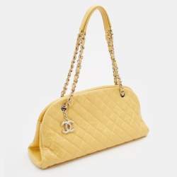 Pre Owned Chanel Yellow Quilted Glazed Crackled Leather Medium Just Mademoiselle Bowling Bag