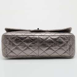 Pre Owned Chanel Metallic Quilted Aged Leather Reissue 2.55 Classic 227 Flap Bag