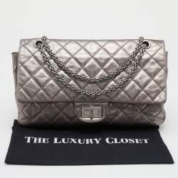 Pre Owned Chanel Metallic Quilted Aged Leather Reissue 2.55 Classic 227 Flap Bag