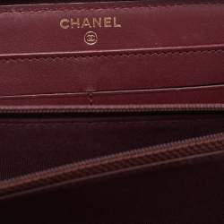 Pre Owned Chanel Red Quilted Leather Classic Zip Around Wallet