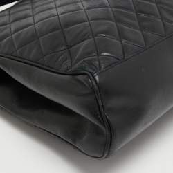 Pre Owned Chanel Black Quilted Leather Vintage Zip Tote