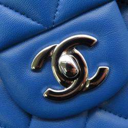Pre Owned Chanel Blue Lambskin Leather Medium Classic Double Flap Bag